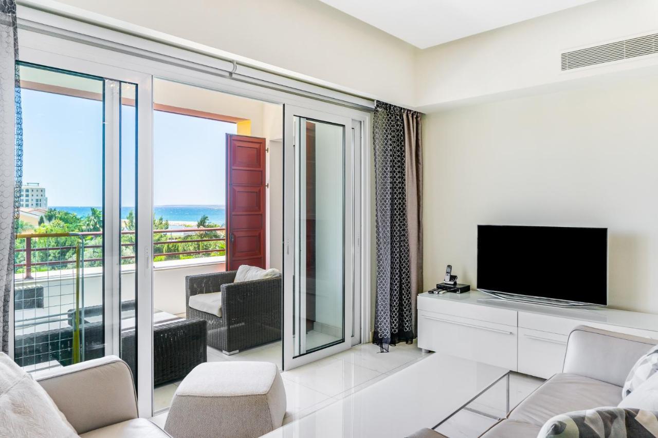 Limassol Marina Nereids D22 By Ezoria Villas 外观 照片