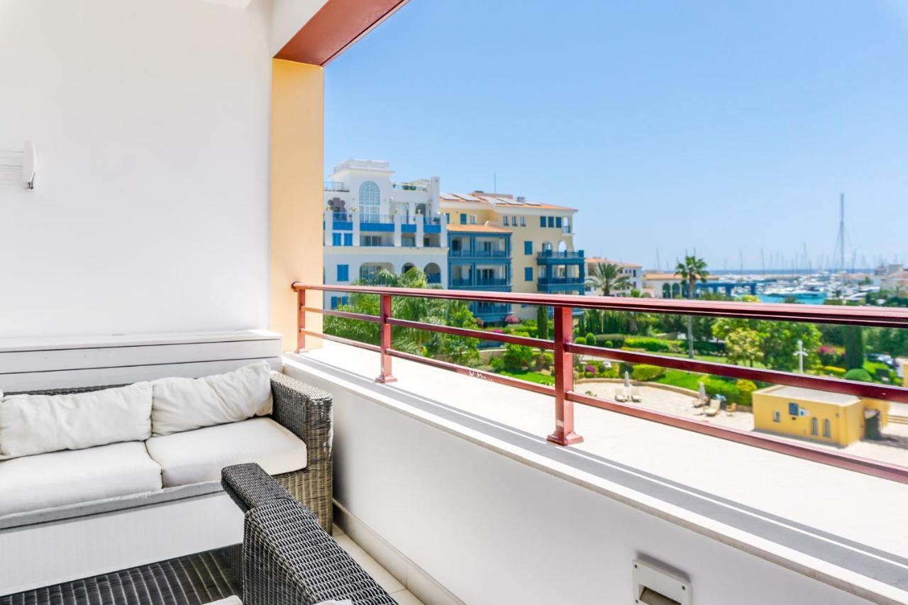 Limassol Marina Nereids D22 By Ezoria Villas 外观 照片