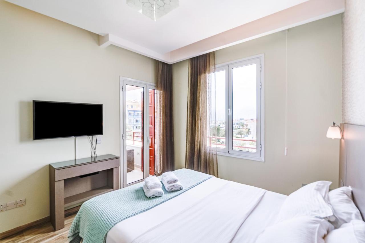 Limassol Marina Nereids D22 By Ezoria Villas 外观 照片